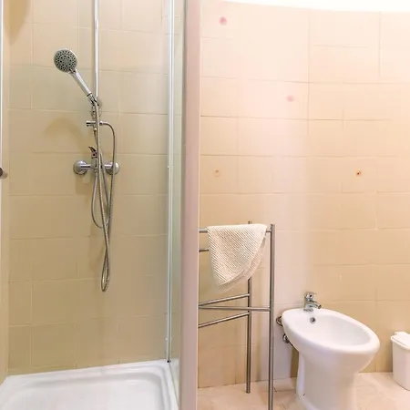 Alfama Very Well-connected * Lisboa